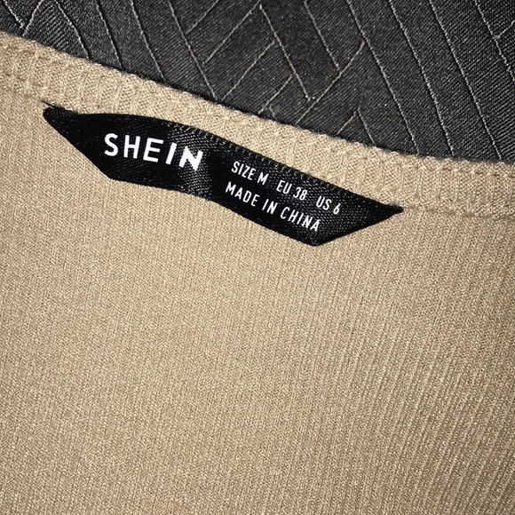 long sleeve crop top - Picture 3 of 3